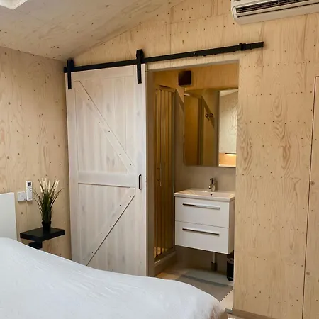 Tiny House The Wave Апартаменты